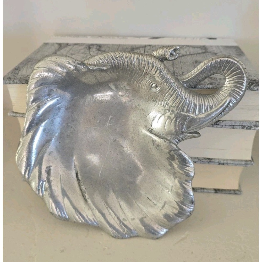 VTG Arthur Court 1987 Elephant Head Aluminum Trinket Dish Silver
Catchall Boho